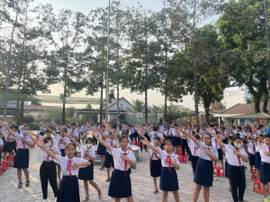 HOẠT ĐỘNG CHÀO MỪNG NGÀY THÀNH LẬP ĐOÀN THANH NIÊN CỘNG SẢN HỒ CHÍ MINH 26/3