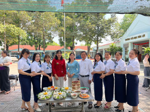 TRƯỜNG TIỂU HỌC HÒA LỢI TỔ CHỨC SINH HOẠT KỶ NIỆM NGÀY QUỐC TẾ PHỤ NỮ 8/3