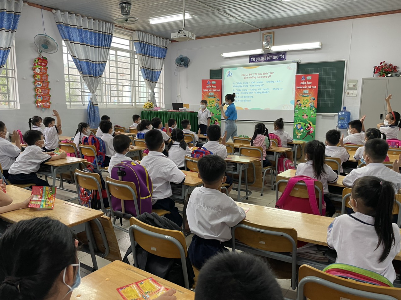 Hãng phim trẻ TFS phối hợp nhãn hàng sữa Kun tổ chức buổi chiếu phim tuyên truyền cho các em học sinh