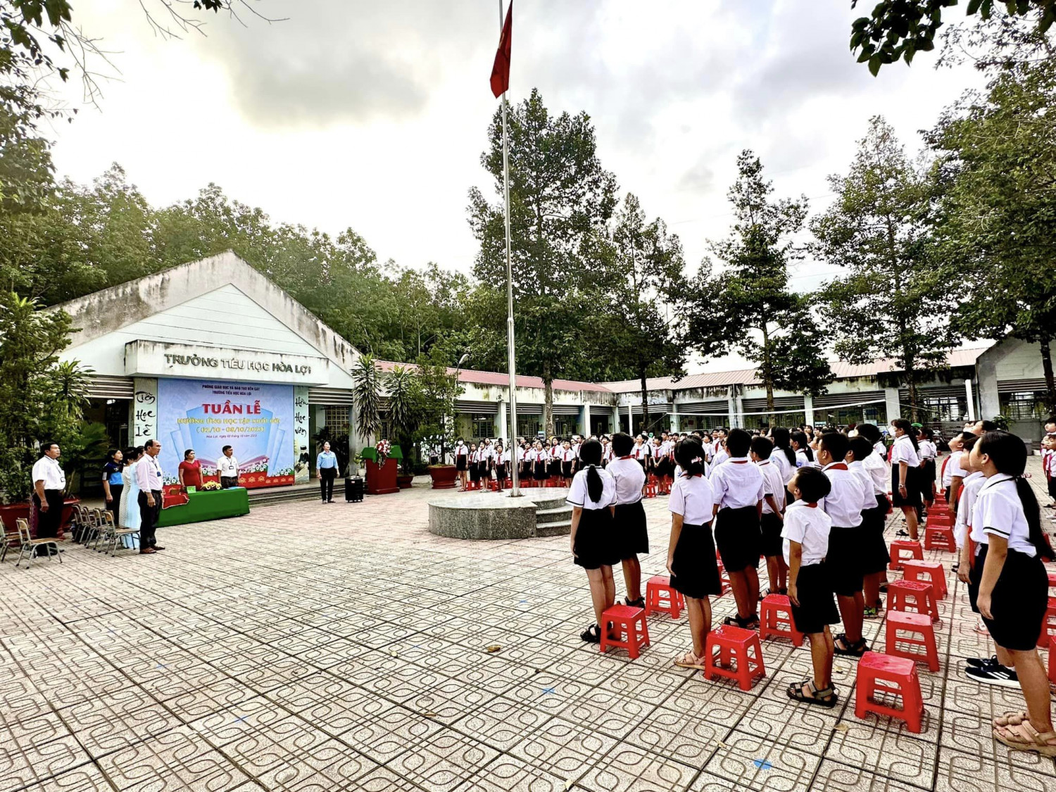 HƯỞNG ỨNG TUẦN LỄ HỌC TẬP SUỐT ĐỜI
